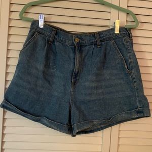 High waisted mom Jean shorts